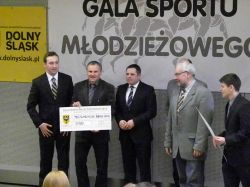 17 tysięcy złoty nagrody od Marszałka Województwa Dolnego Śląska dla MKS Karkonosze Sporty Zimowe Jelenia Góra